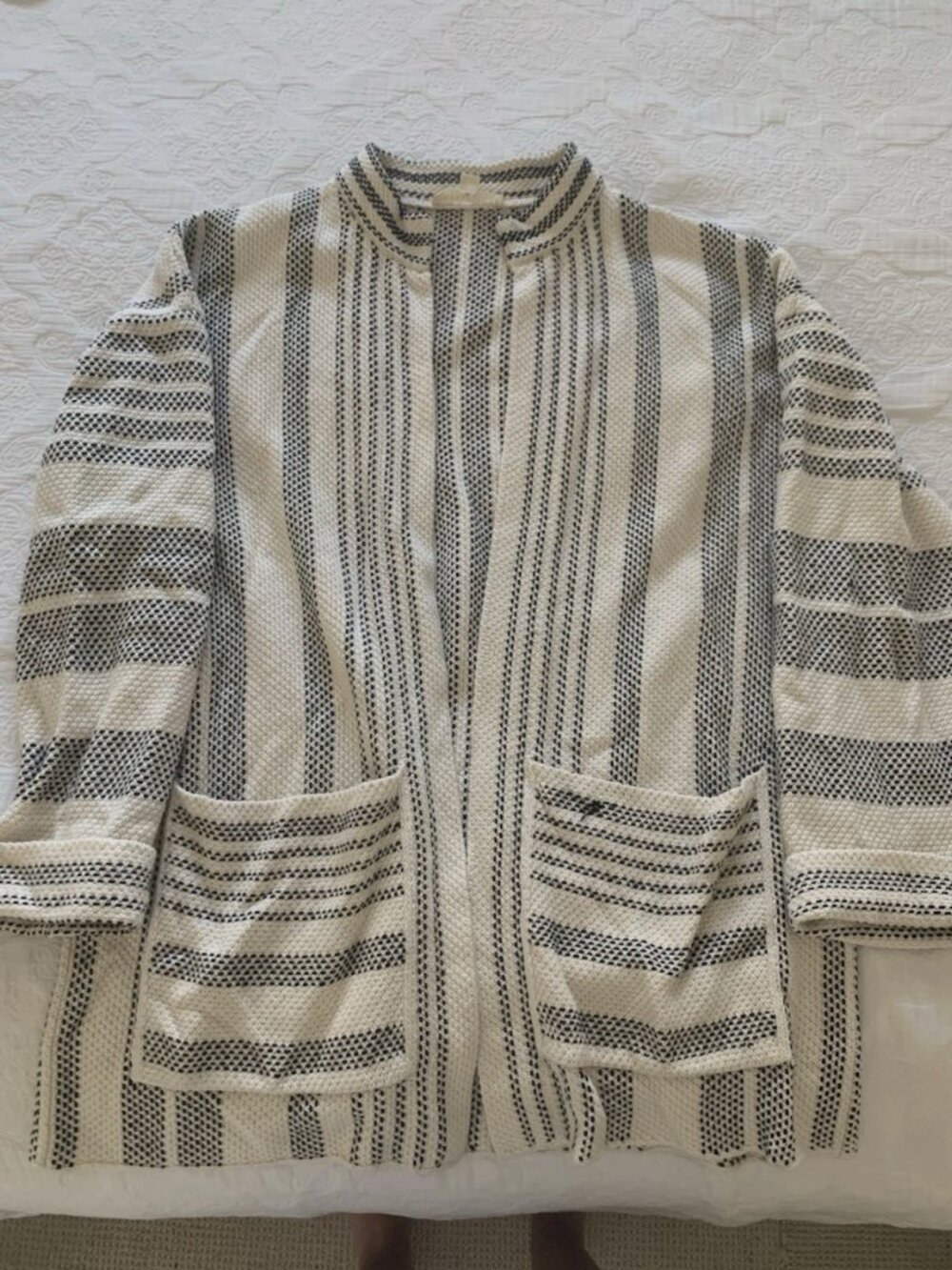Ascot + Hart Lovestitch Baja Beach Cardigan Ecru Stripe Womens Size S/M Pockets - Picture 2 of 4
